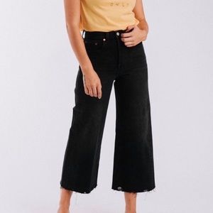 Levi’s High Water Jeans black size 28